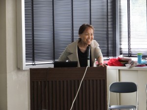 川村みや子氏